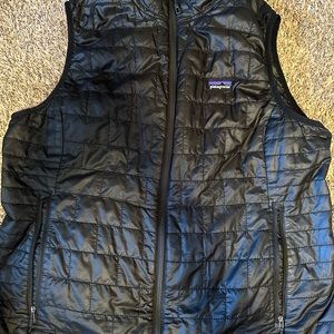 Patagonia quilted vest.